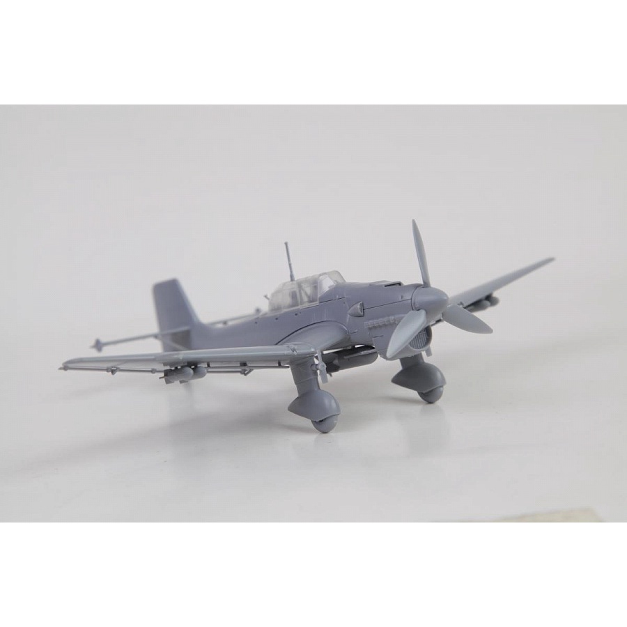 Mô hình quân sự Máy bay ném bom bổ nhào Junkers Ju-87 B2 1/72 Zvezda