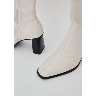 0502108 - JULIAN KNEE BOOTS