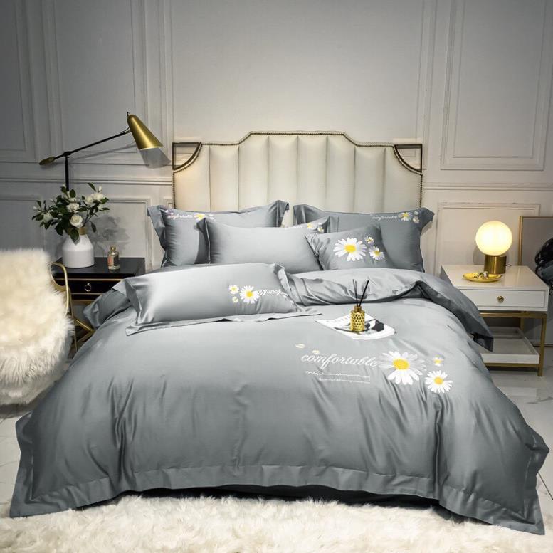 Bộ Ga Gối 4 Món Thuong Hiệu 🌸BEAR🌸 Lụa Thêu HOA CÚC MÀU XANH THAN. Sang Trọng Tinh Tế. Hàng Nhập. | BigBuy360 - bigbuy360.vn