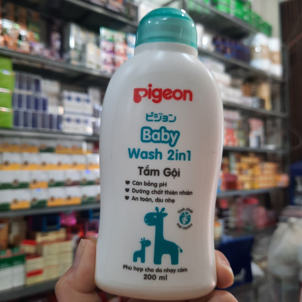 Tắm gội Pigeon 2 trong 1 Pigeon tinh chất Jojoba 200ml