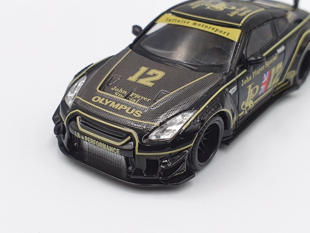 Xe Mô Hình LB*Works Nissan GT-R - JPS 1:64 MiniGT ( Đen )