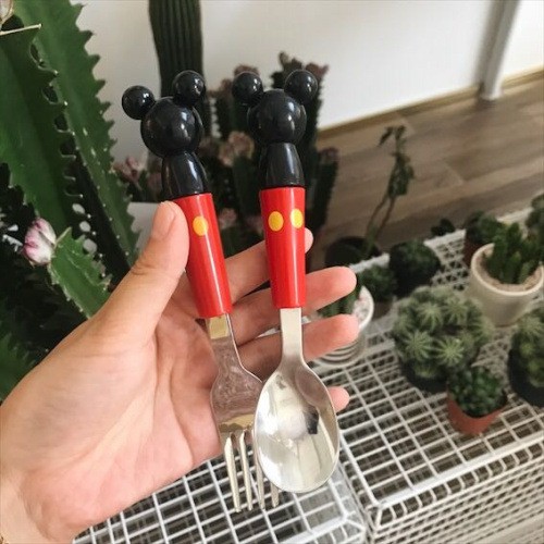 Bộ muỗng và nĩa hình chuột Mickey và Minnie đáng yêu kèm hộp đựng