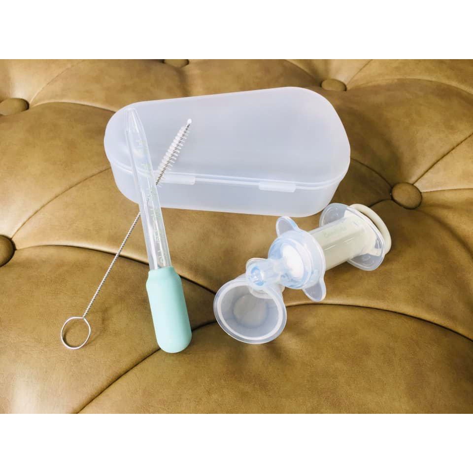Dụng cụ uống thuốc/sữa cao cấp Emma kids tiện lợi cho bé