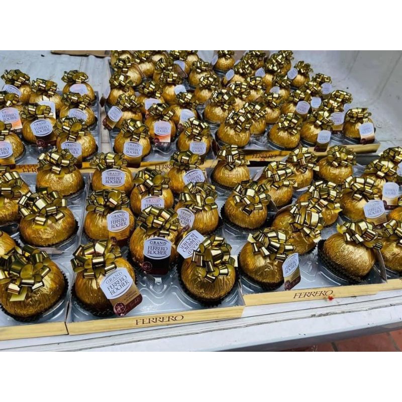 Soocla Ferrero Rocher quả cầu vàng (Hàng đi air)