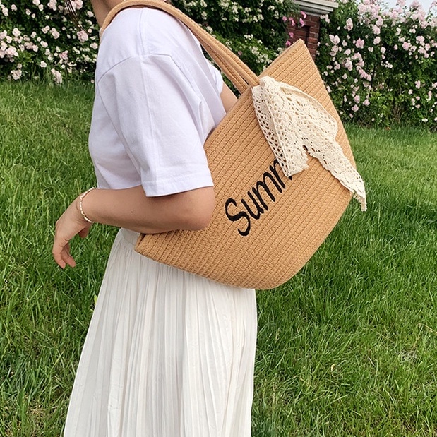 Túi xách nữ thời trang mới Thông thường đơn giản thêu chữ cái Túi đeo vai Đi biển Kỳ nghỉ Túi xách bện (bao gồm ruy băng)