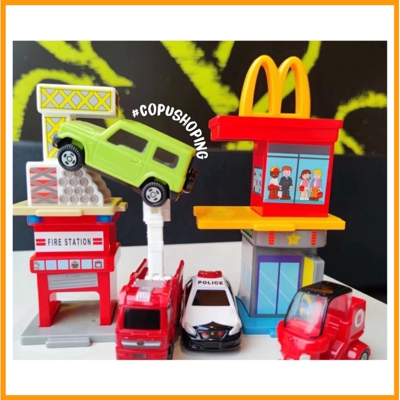 Mô hình Xe đồ chơi Tomica Takara Tomy & Gấu Bông TY Mc Donald Mcdonald