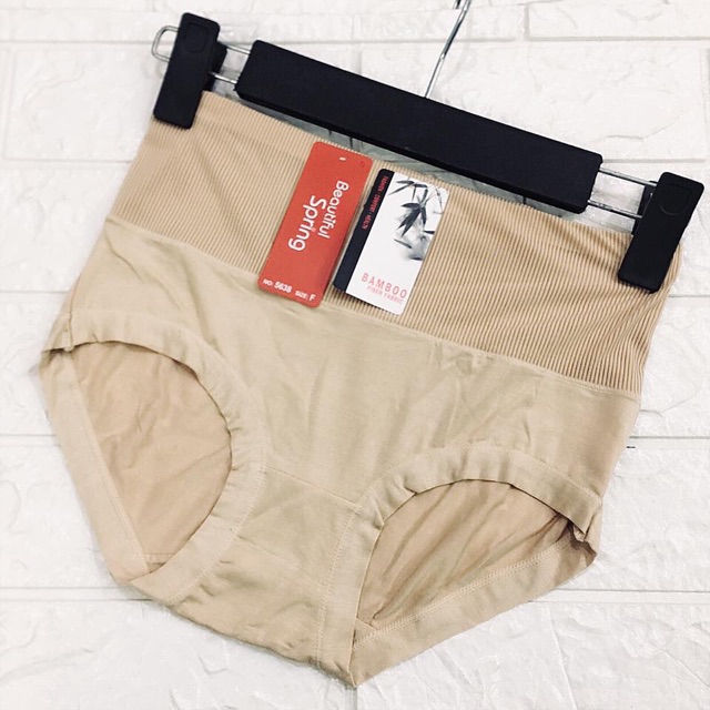 *Quần lót tam giác,cạp cao,hơi ghen(QLHHB5.D0)