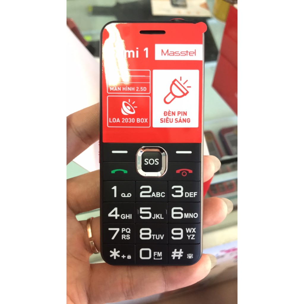 điện thoại Masstel FAMI 9, fami 1 DÀNH CHO NGƯỜI GIÀ loa to,chữ to,pin khỏe - Hãng phân phối chính thức