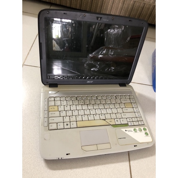 Bán xác máy tính acer