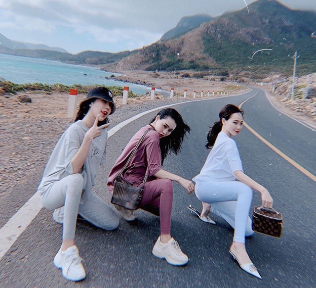 [Mã WASTCOOL giảm 15% tối đa 50K đơn 99K] BÁN SỈ BỘ QUẦN LEGGING ÁO THỤNG LOVETRUE | BigBuy360 - bigbuy360.vn