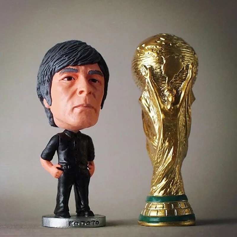 Cúp bóng đá World Cup lưu niệm bằng nhựa 7cm