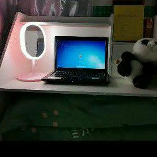 Bàn học sinh viên Hàn Quốc