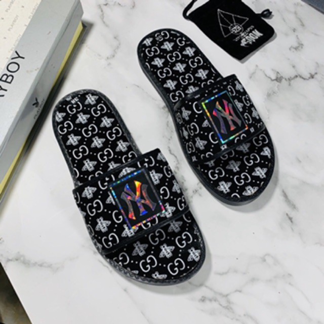 Dép quai ngang NY nhện