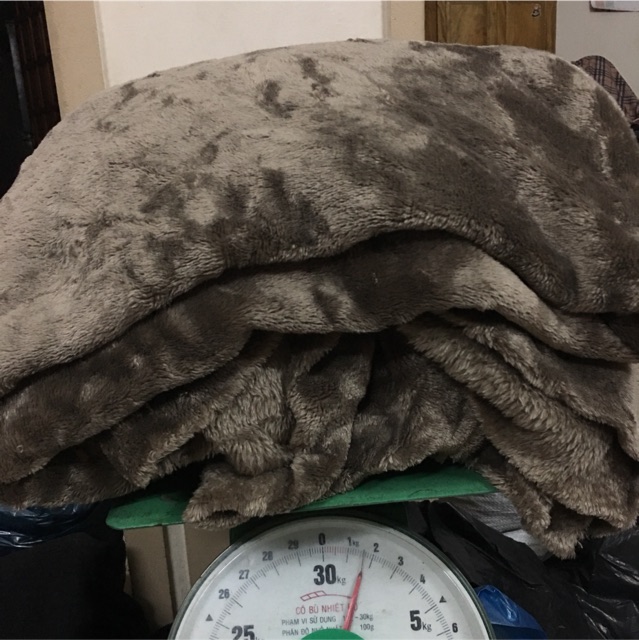 Vải lông cừu 2 mặt màu nâu gấu