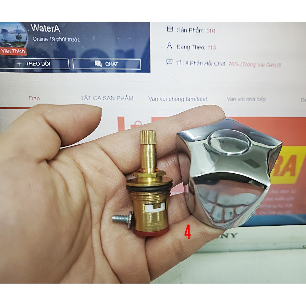 Tay Vặn Vòi Nước