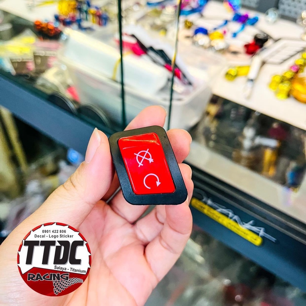 Nút công tắc đỏ gắn nhiều dòng xe