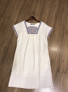 VÁY ZARA THÊU VIỀN