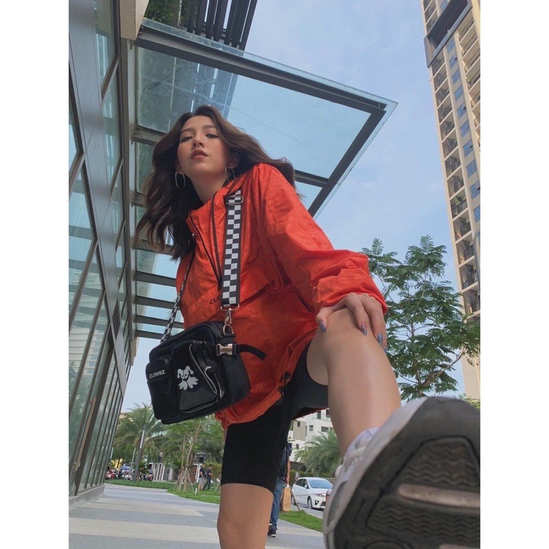 [CLIP THẬT] Túi Clownz Đeo Chéo Unisex | Hàng Cao Cấp 1:1 | Tặng Stick | BigBuy360 - bigbuy360.vn