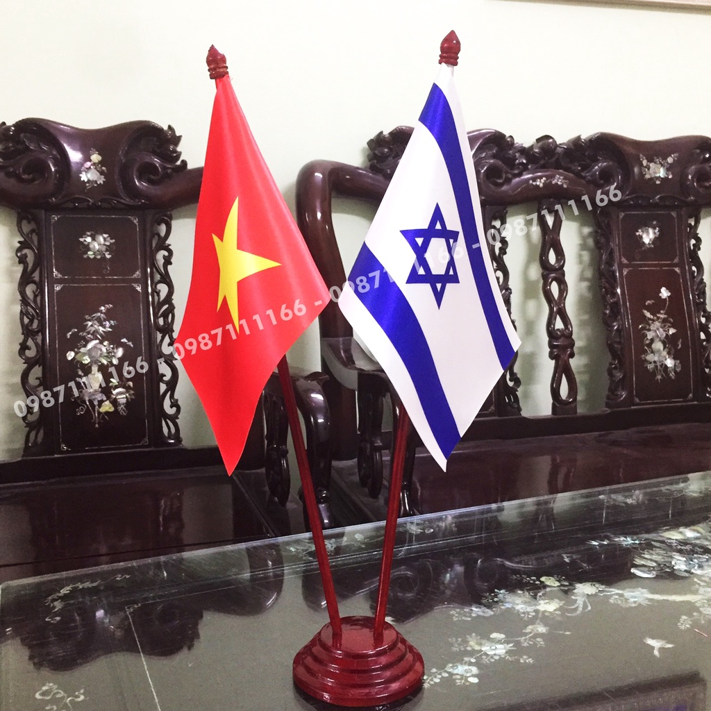Cờ Để Bàn Đế gỗ Cắm 2 cờ  Việt Nam - Israel In Kỹ Thuật Số