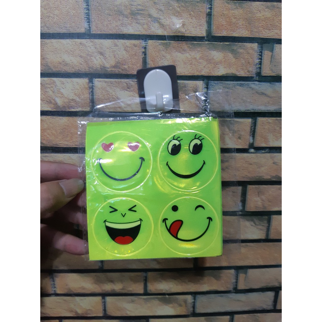 Tem Dán Phản Quang Mặt Cười, Sticker Mặt Cười Dán Đồ, Keo Dính Chắc, Phản Quang Tốt
