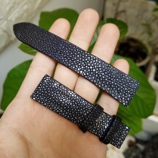 Dây đồng hồ da cá đuối màu đen cao cấp