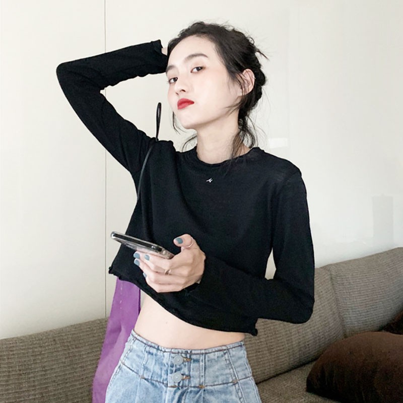 Áo sweater nữ tay dài dáng rộng màu trơn | BigBuy360 - bigbuy360.vn