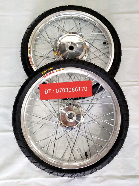 CẶP BÁNH CĂM VARIO CLICK THÁI , NIỀN BAN ZAI  ,GẮN XE VISON, AB, LUBIAT,  NOVO4