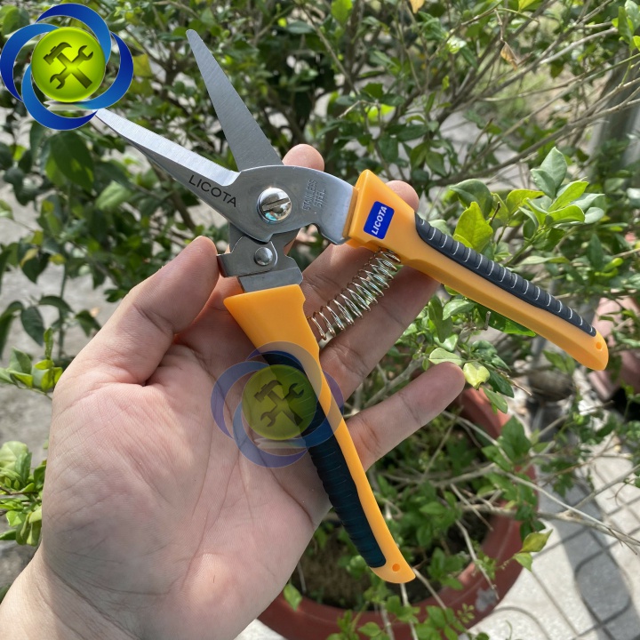 Kéo cắt cành mũi nhọn Licota TGP-00248 loai 8 inch dài 200mm màu vàng - đen