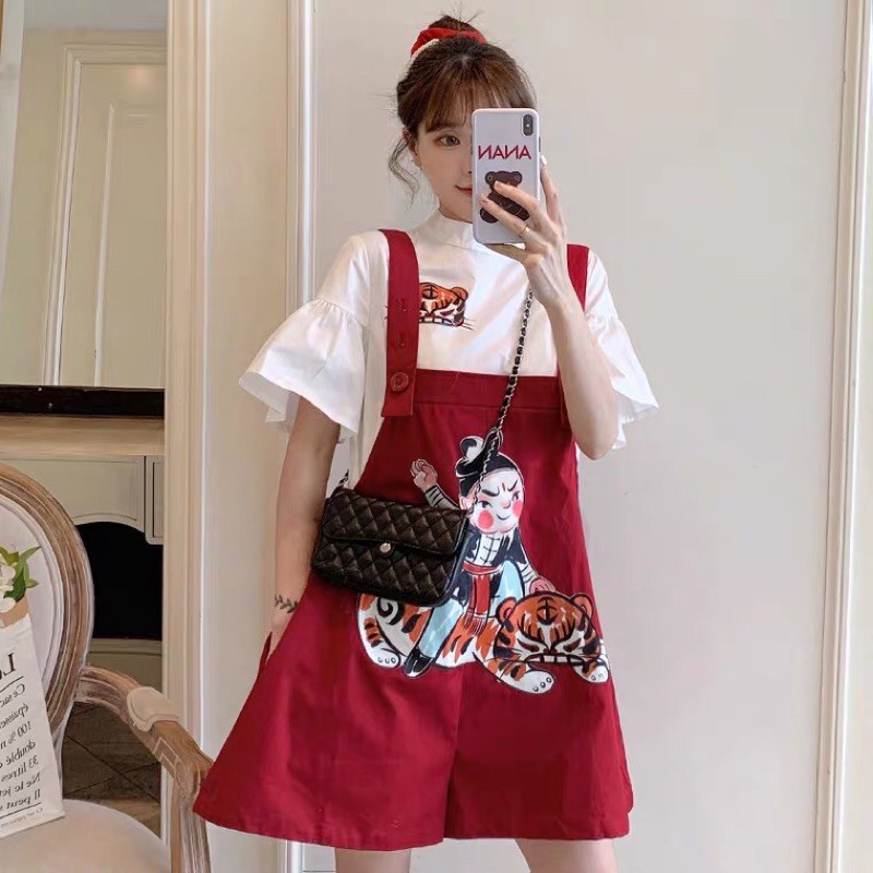 Jums đỏ diện tết