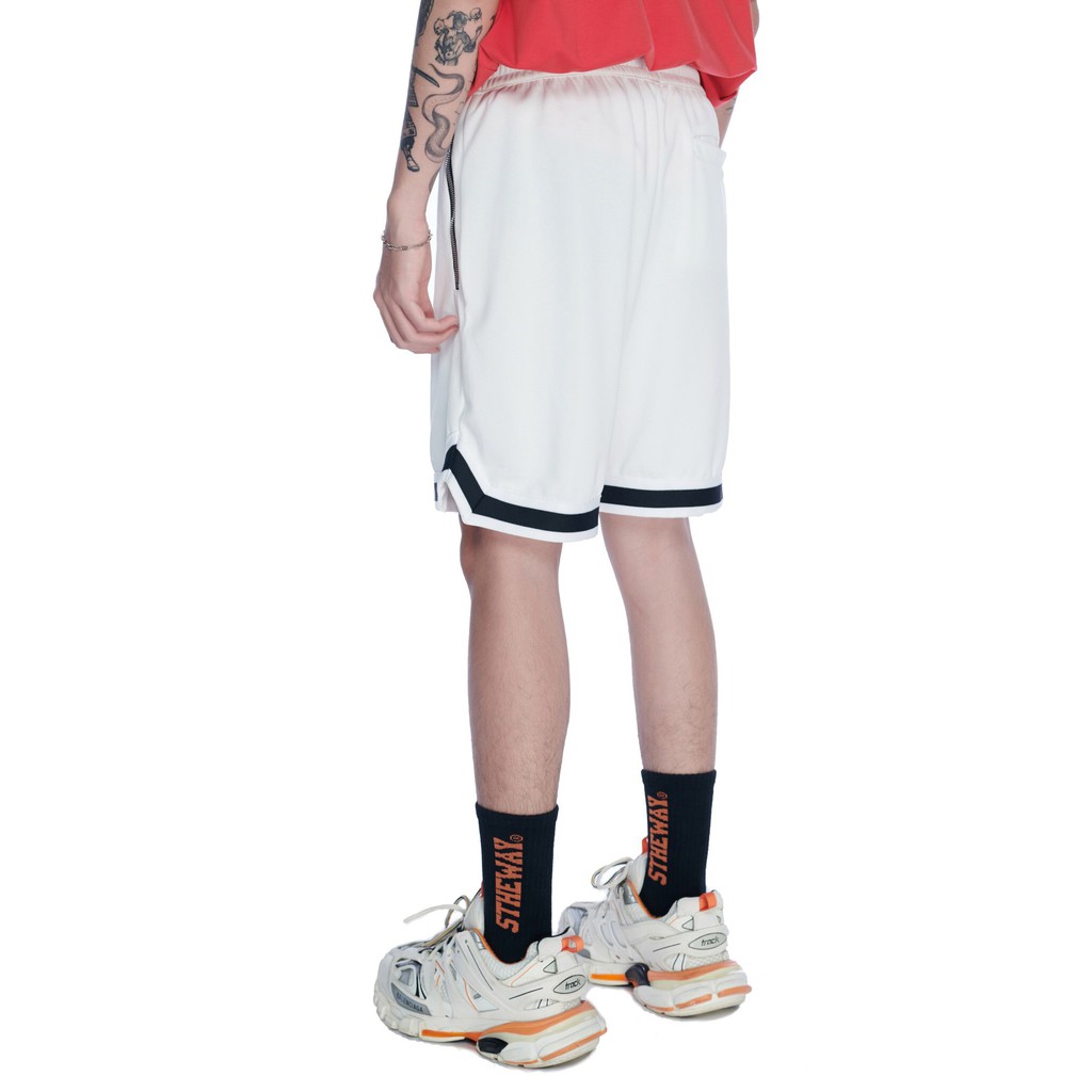 [Mã FAMALLT5 giảm 15% đơn 150K] 5THEWAY® BASKETBALL MESH SHORT™ in WHITE aka Quần short Trắng