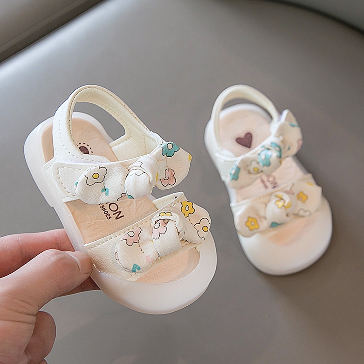Sandal Tập đi Bé Gái Bé Trai Quai lơ Cute Siêu Nhẹ Mềm Chống Trơn Trượt Bé 6 - 18 Tuổi shop Phương linh 86 E67