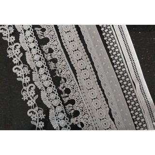 Ren chỉ cotton , màu trắng , size từ 1.8cm đến 5.5cm.