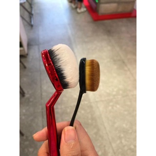 Cọ Đánh Kem Nền Espoir Face Brush