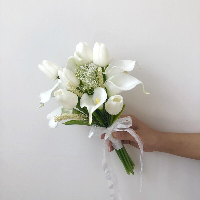 HOA LỤA CAO CẤP HOA GIẢ CẦM TAY CÔ DÂU NGÀY CƯỚI TULIP LỤA TỰ NHIÊN MÀU SẮC PASTEL