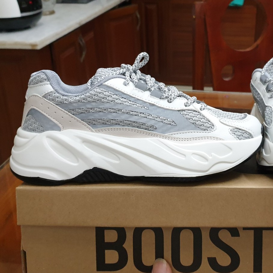 (Tặng hộp) giày yz 700 phản quang nam nữ. | BigBuy360 - bigbuy360.vn