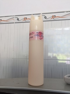 Nước hoa xịt phòng