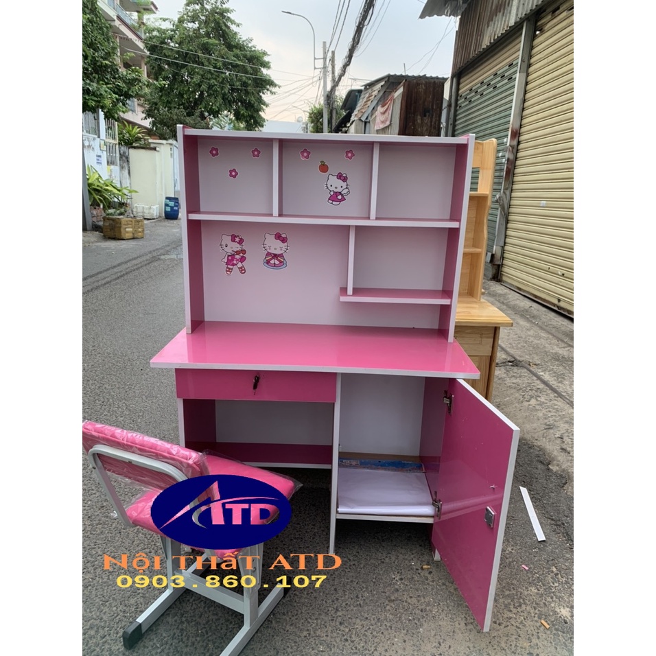 Bàn học bé gái màu hồng có tặng hình dán đẹp giao nhanh