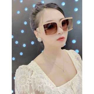 Kính lv mẫu mới 2021