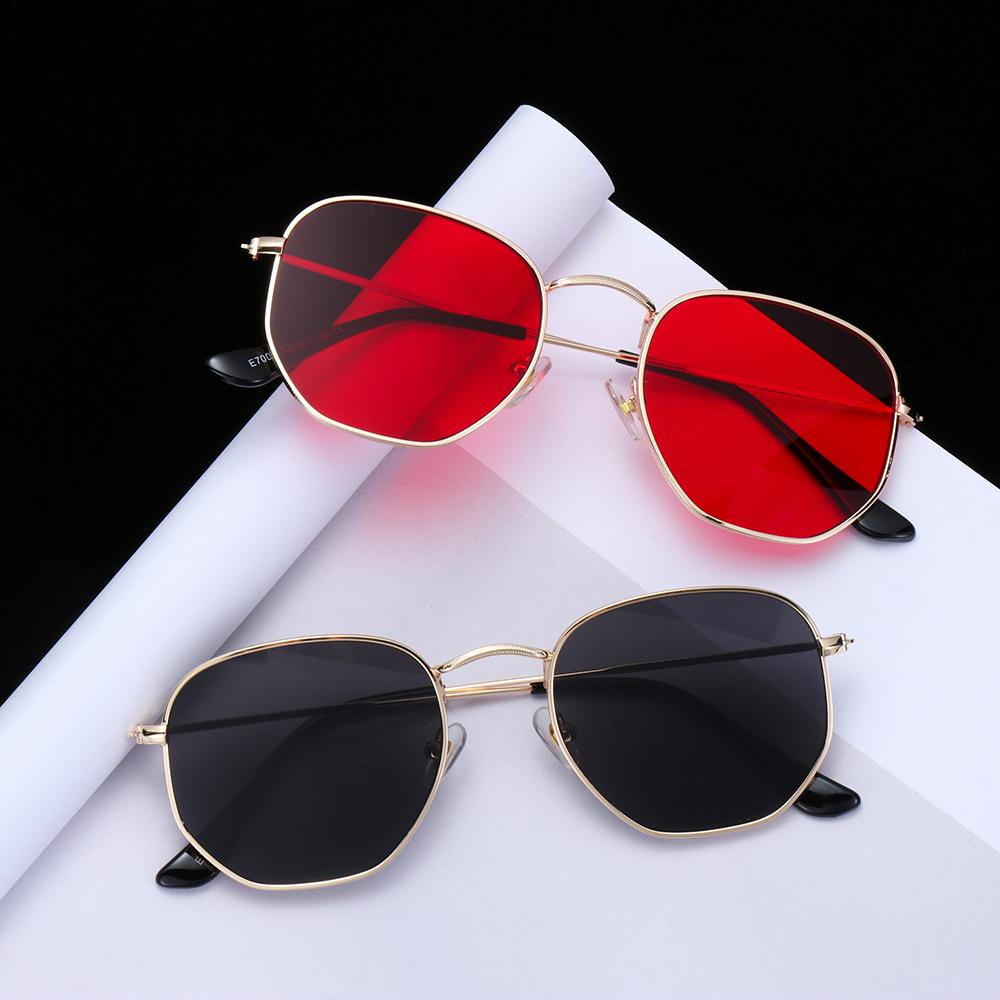 Kính Mát Vuông Nhỏ Gọng Kim Loại Chống Tia UV400