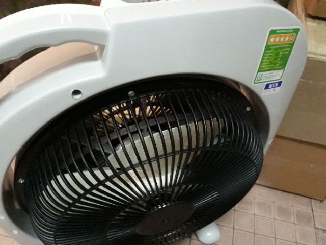 QUẠT HỘP P4 SANTA LOẠI LỚN GIẢM 40K