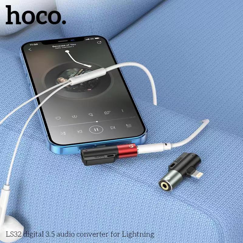 Jack chuyển Hoco LS32 gồm 1 jack IP và 1 jack 3.5mm. Vừa sạc vừa cắm tai nghe