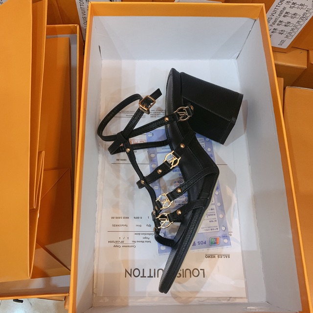 Sandal dây bản mới