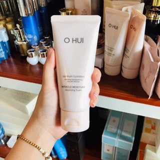 Sữa rửa mặt Ohui Miracle Moisture Cleansing Foam 80ml_DATE MỚI