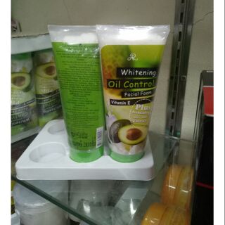 Sữa rửa mặt Bơ Thái Lan 210ml