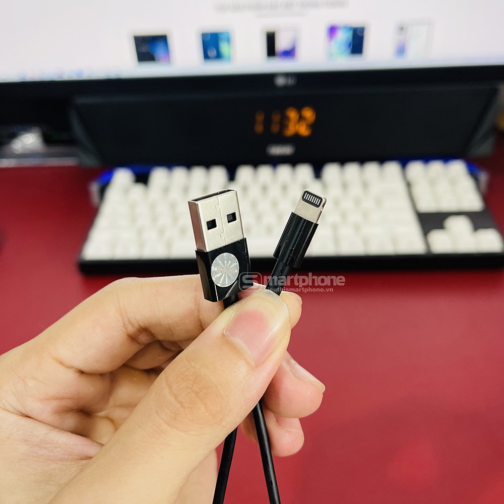 Cáp sạc IPmàu đen bảo hành 1 năm -Hàng