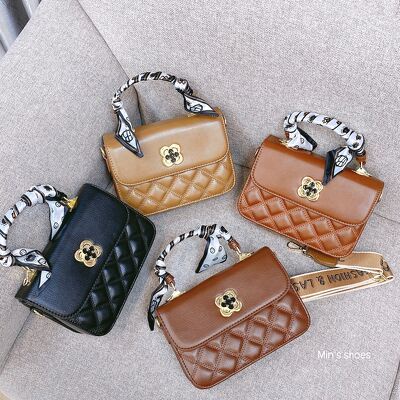 Min's Shoes - Túi Xách Da Nữ Chần Trám Sang Chảnh Túi 519 Cỏ 4 lá