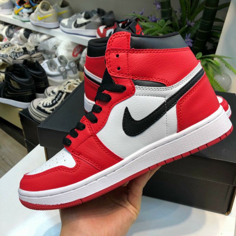 [ Hàng Sẵn + Ảnh Thật ] Giày Thể Thao Sneaker jordan 1 chicago Đen Trắng Cao | BigBuy360 - bigbuy360.vn