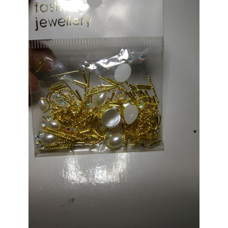 xà cừ mix đá, hình sắt,chai ,,   rang trí móng siêu hót