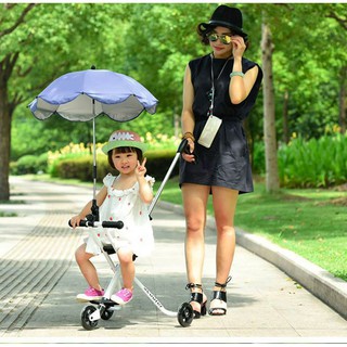Xe đẩy 3 bánh có thể gấp gọn