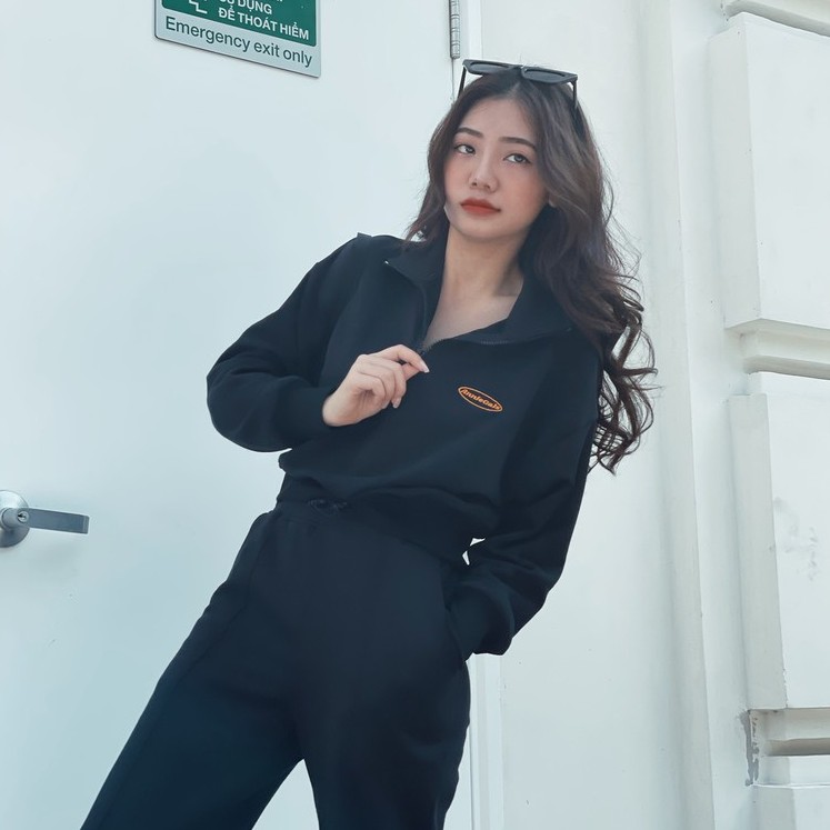Anniegals - Áo nỉ đen - Black Zipper Hoodie | BigBuy360 - bigbuy360.vn